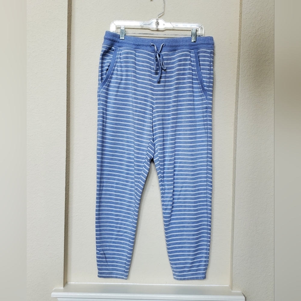 Vineyard Vines Striped Joggers. Size Medium